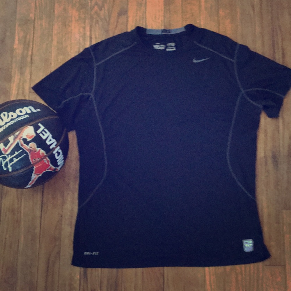 Nike pro combat fitted XL
